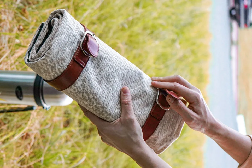 best lightweight picnic blanket